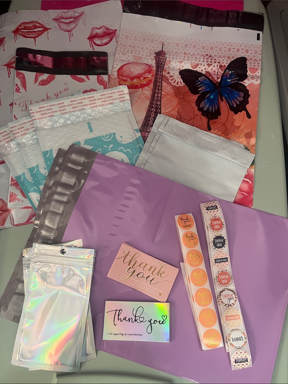 Thank You Gift Mailer and Sticker Set — 119 Pieces
